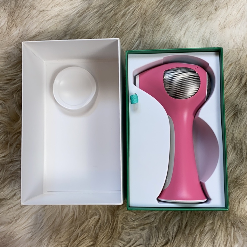 ❌Sold❌ Tria Hair Removal Laser 4X, Peony - Picture 4 of 16